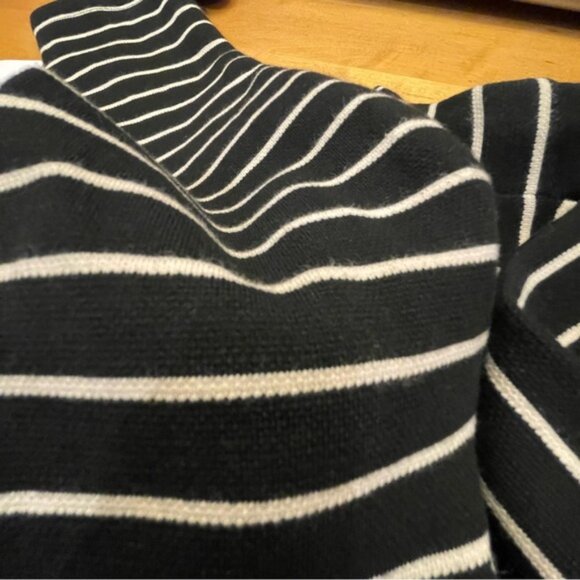 Banana Republic striped fit and flare dress size 2 - Picture 10 of 11